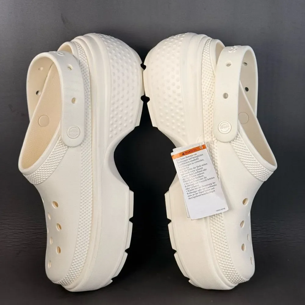 Unisex Crocs Stomp Clogs in Off White Icon Comfort men’s size 10 (women’s 12)